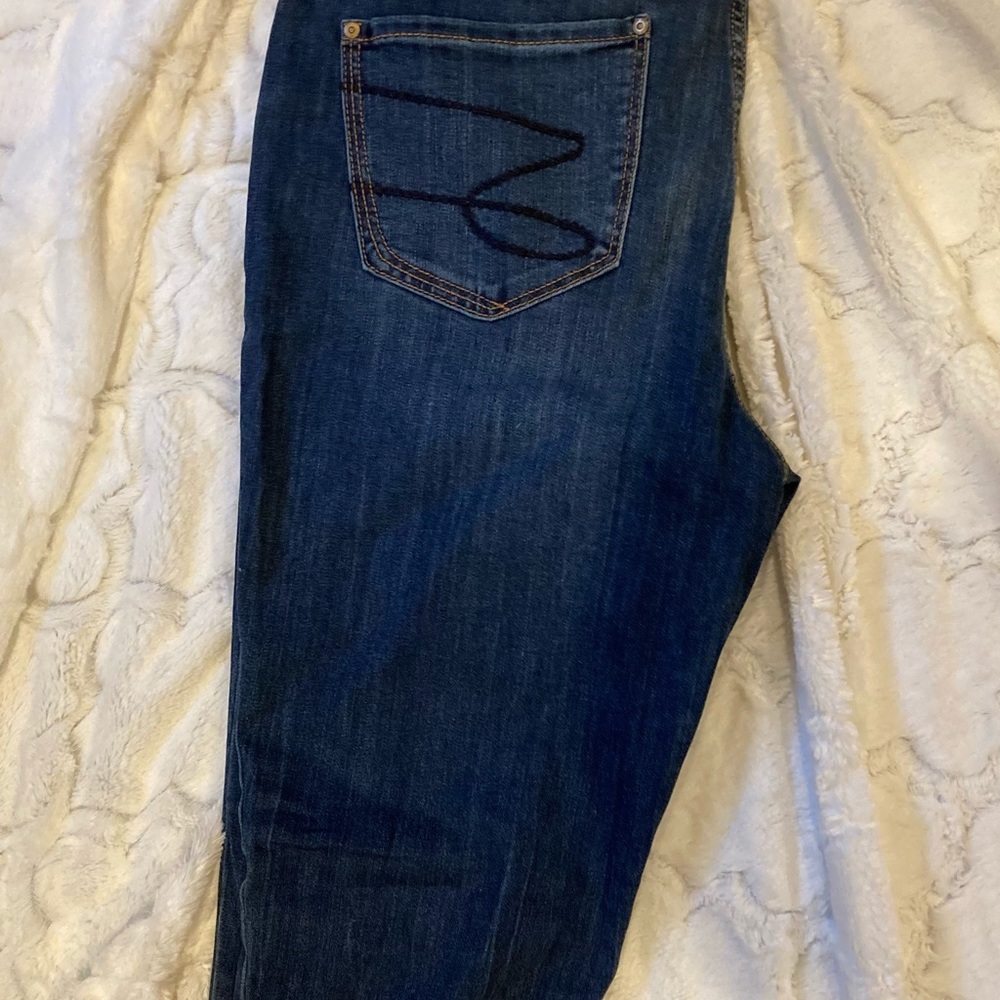 Seven7 Jeans - Picture 7 of 8